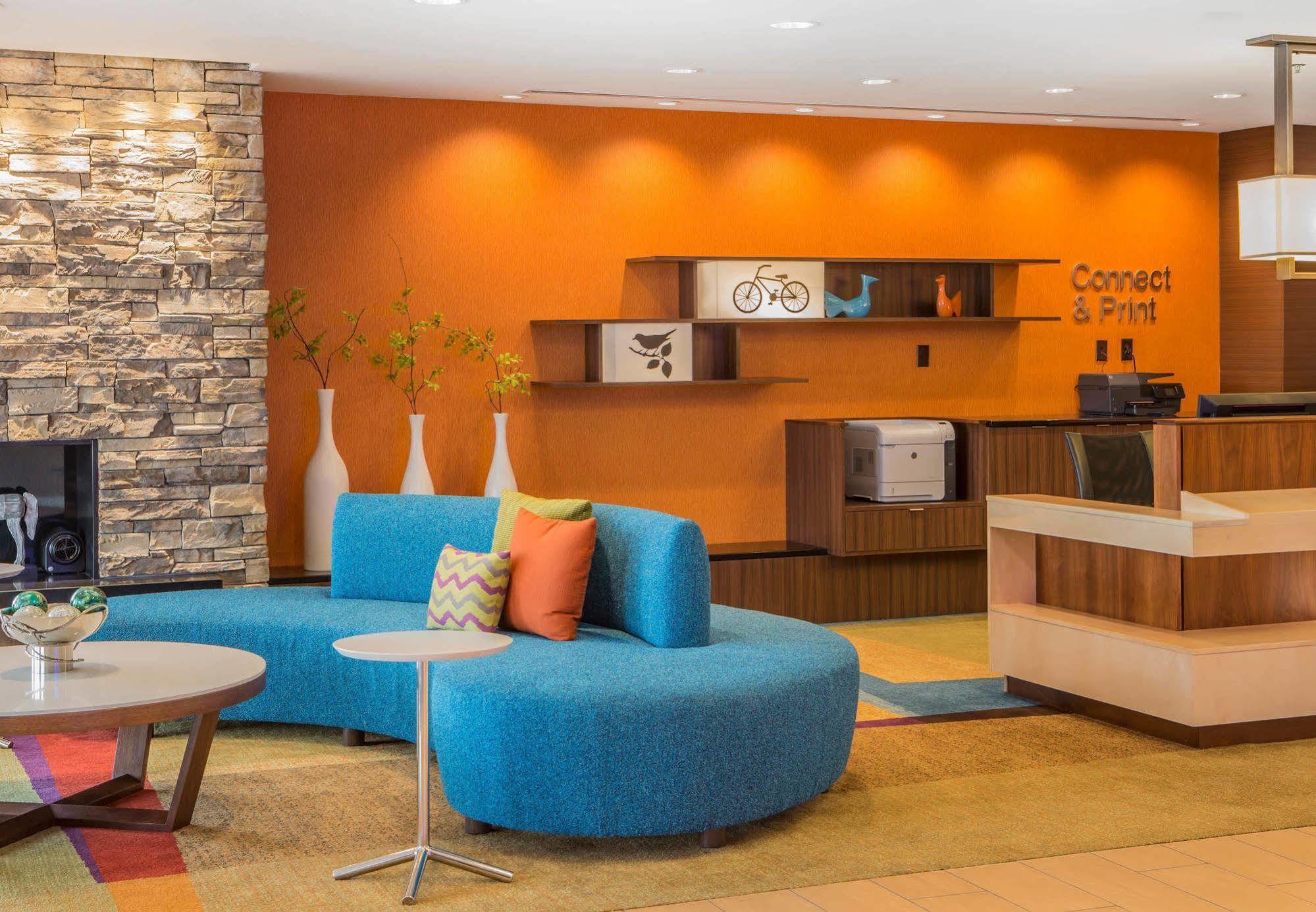 Fairfield Inn & Suites By Marriott Waterloo Cedar Falls Bagian luar foto